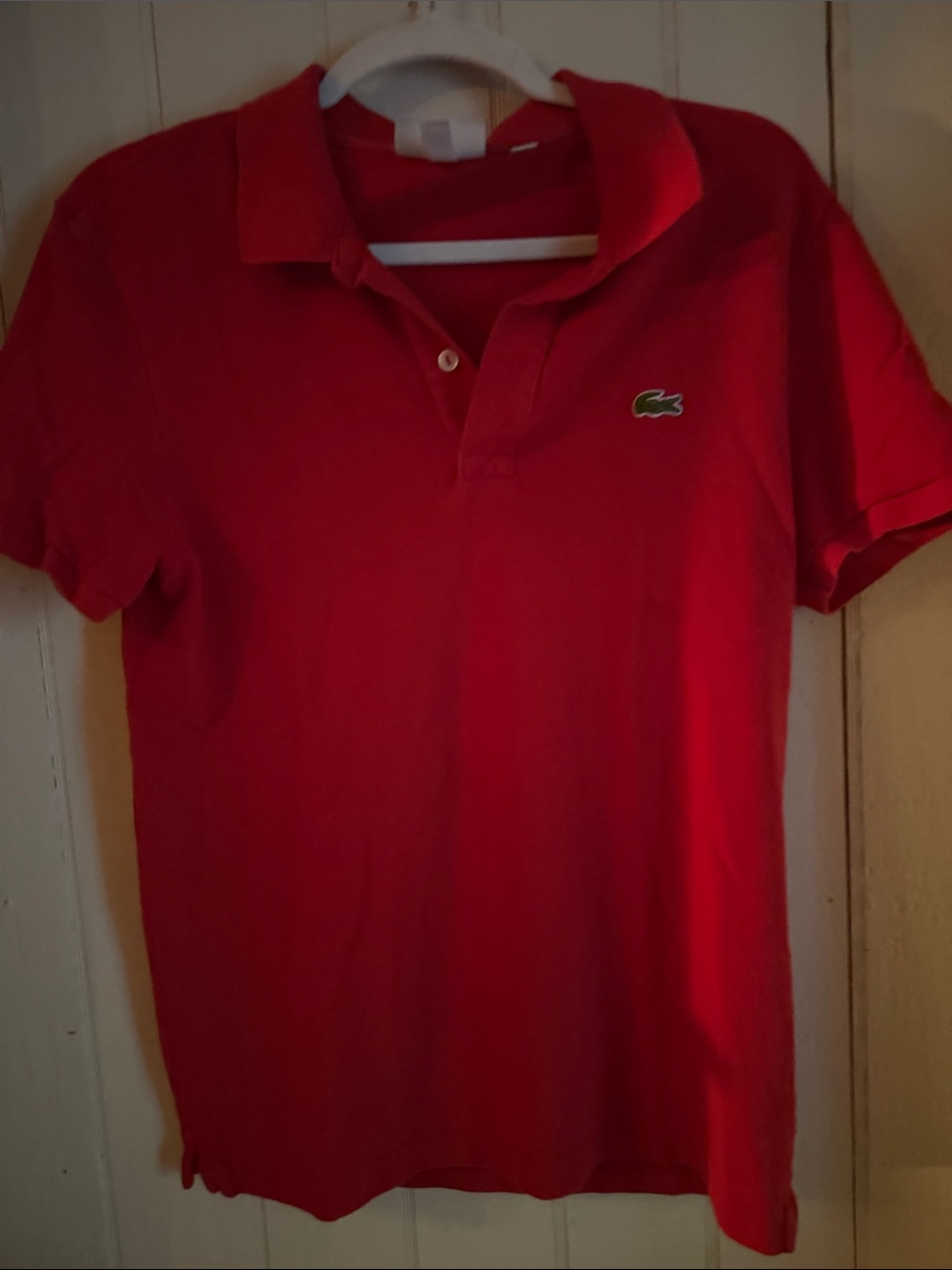 Lacoste Red Women’s Polo with Embroidered Crocodile Slim Fit.